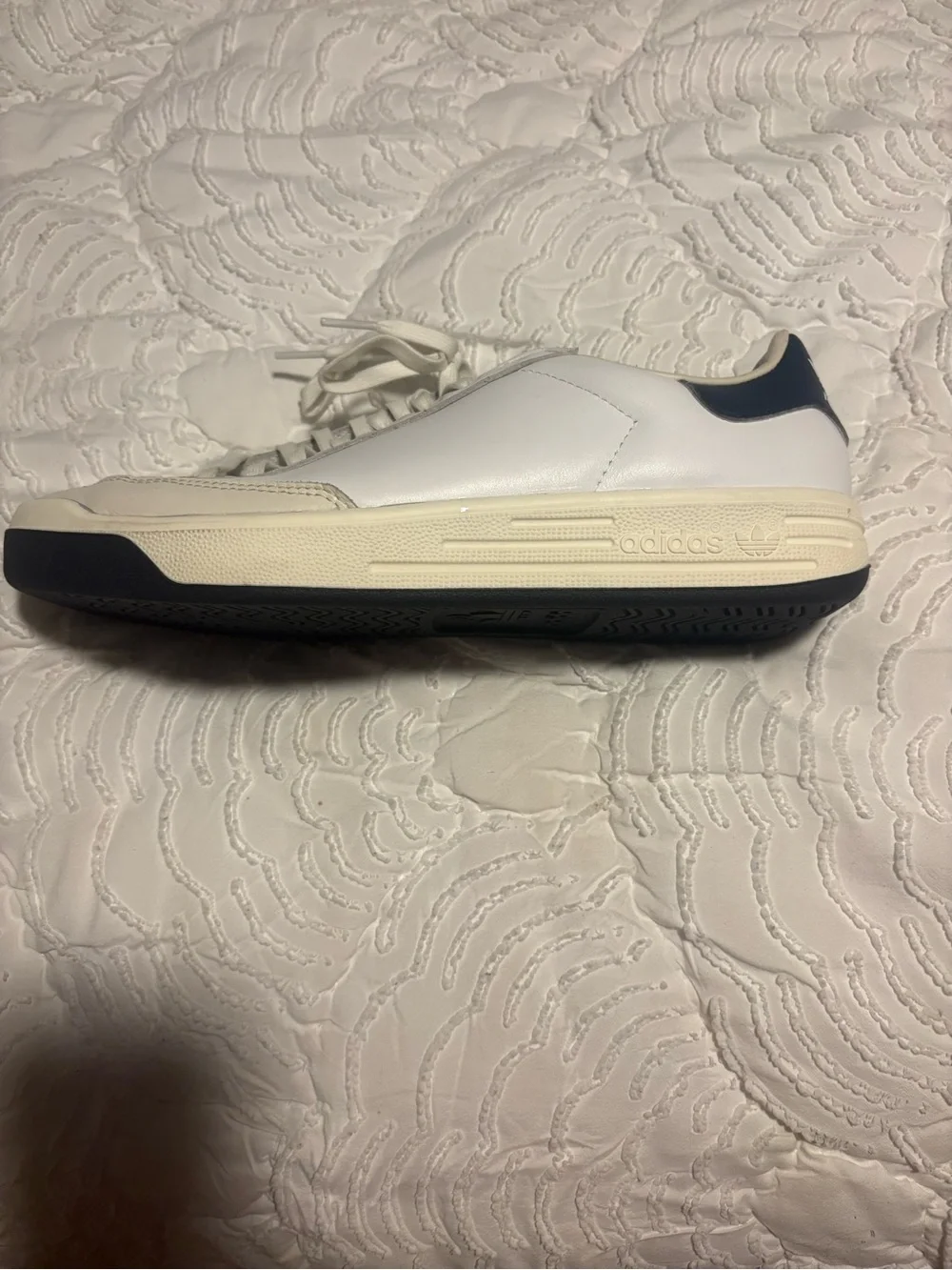 Ron Laver Adidas Blue White shoes sneakers size 10 worn once